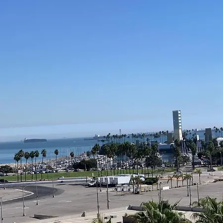 A Corner Unit With Ocean Views From Every Room Long Beach Exterior photo